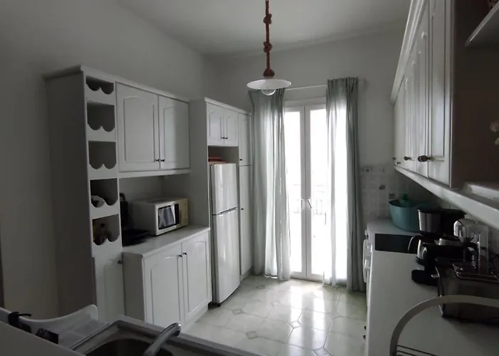 Camara House, Antiparos